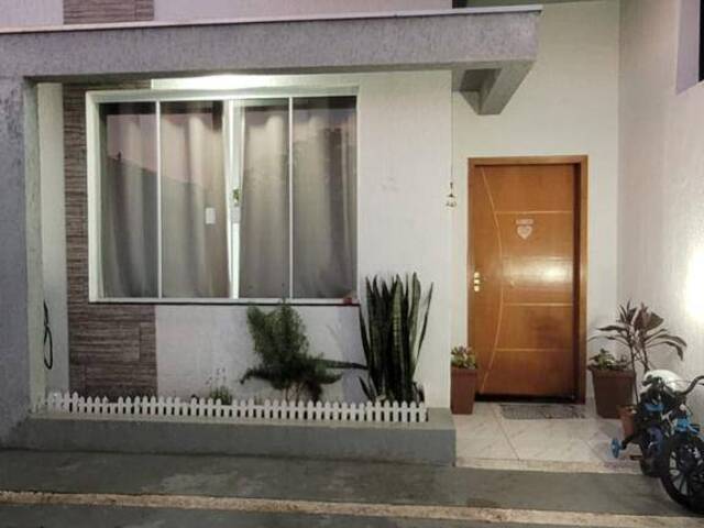 #95 - Casa para Venda em Salto de Pirapora - SP - 2
