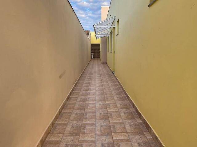 #104 - Casa para Venda em Salto de Pirapora - SP - 2