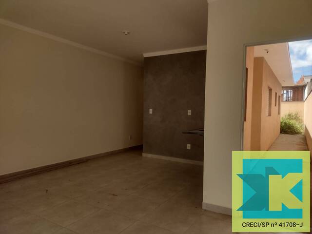 #105 - Casa para Venda em Salto de Pirapora - SP - 2