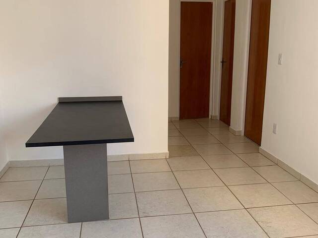 #109 - Apartamento para Venda em Sorocaba - SP - 2